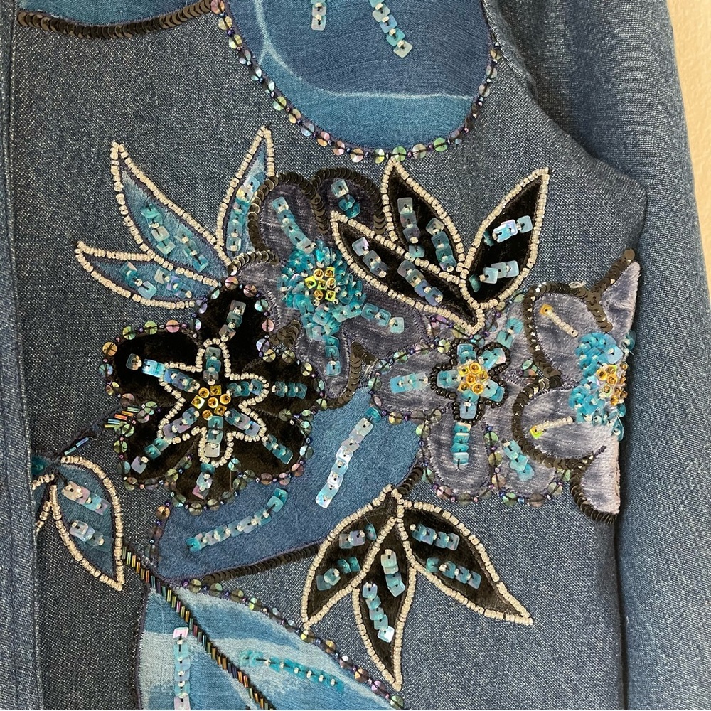 Vintage Anage Jean Jacket with Floral and Beaded Embellishments - Picture 11 of 13